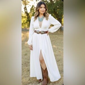 Elegant White Maxi Dress
